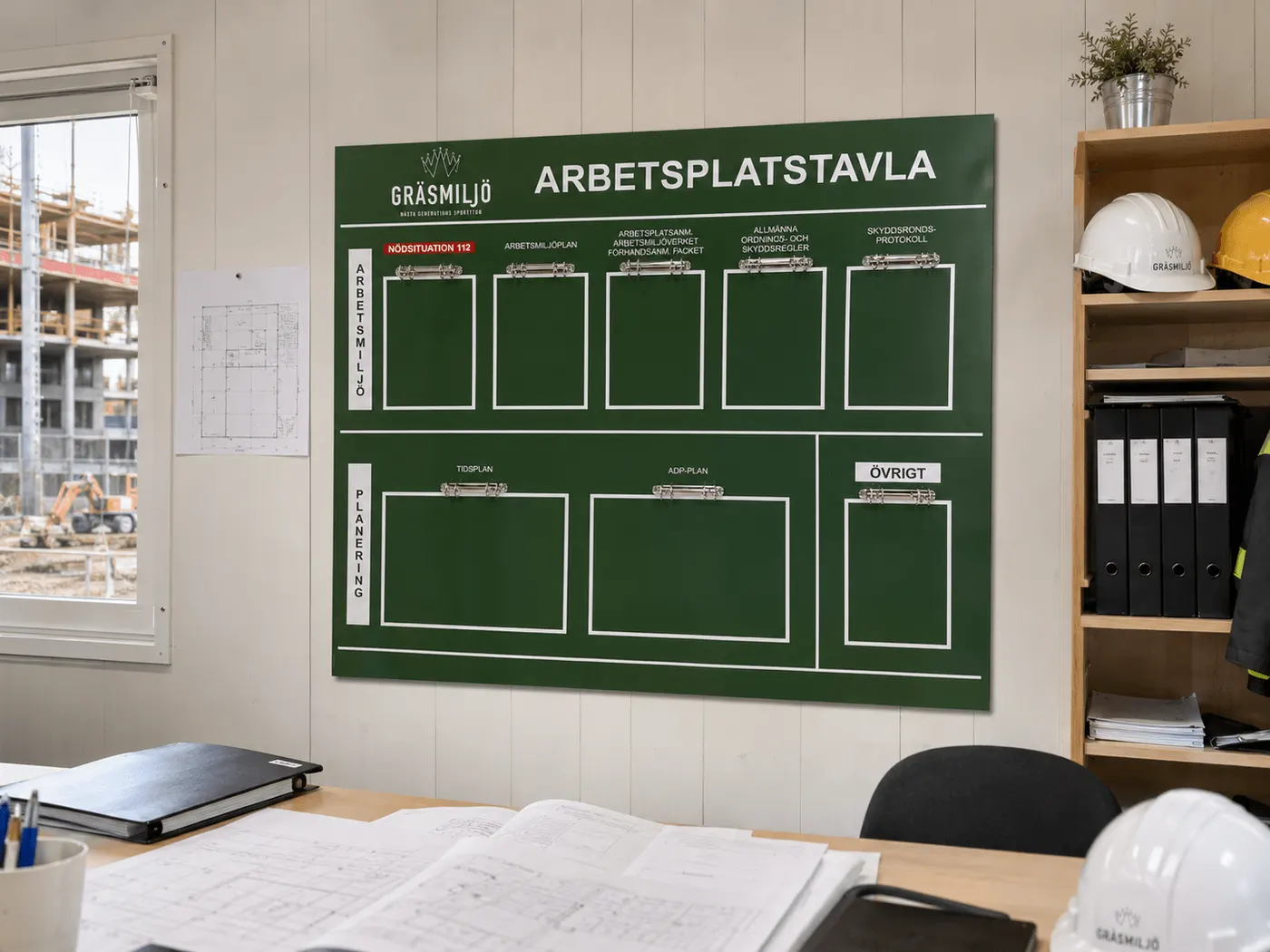 APD-tavla och arbetsplatstavla för byggprojekt