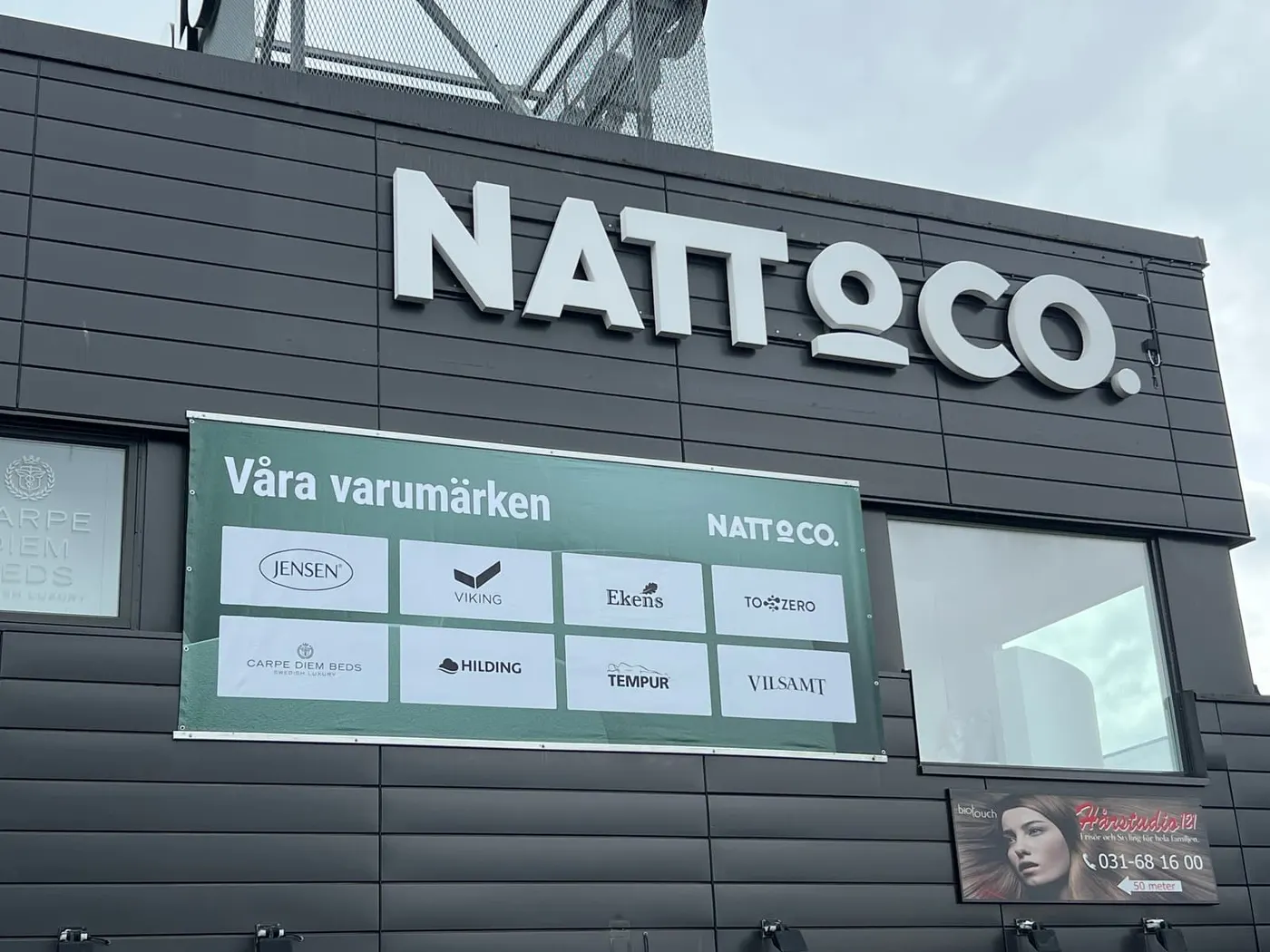 Natt & Co Profil 6 + Banderoll ort Sisjön
