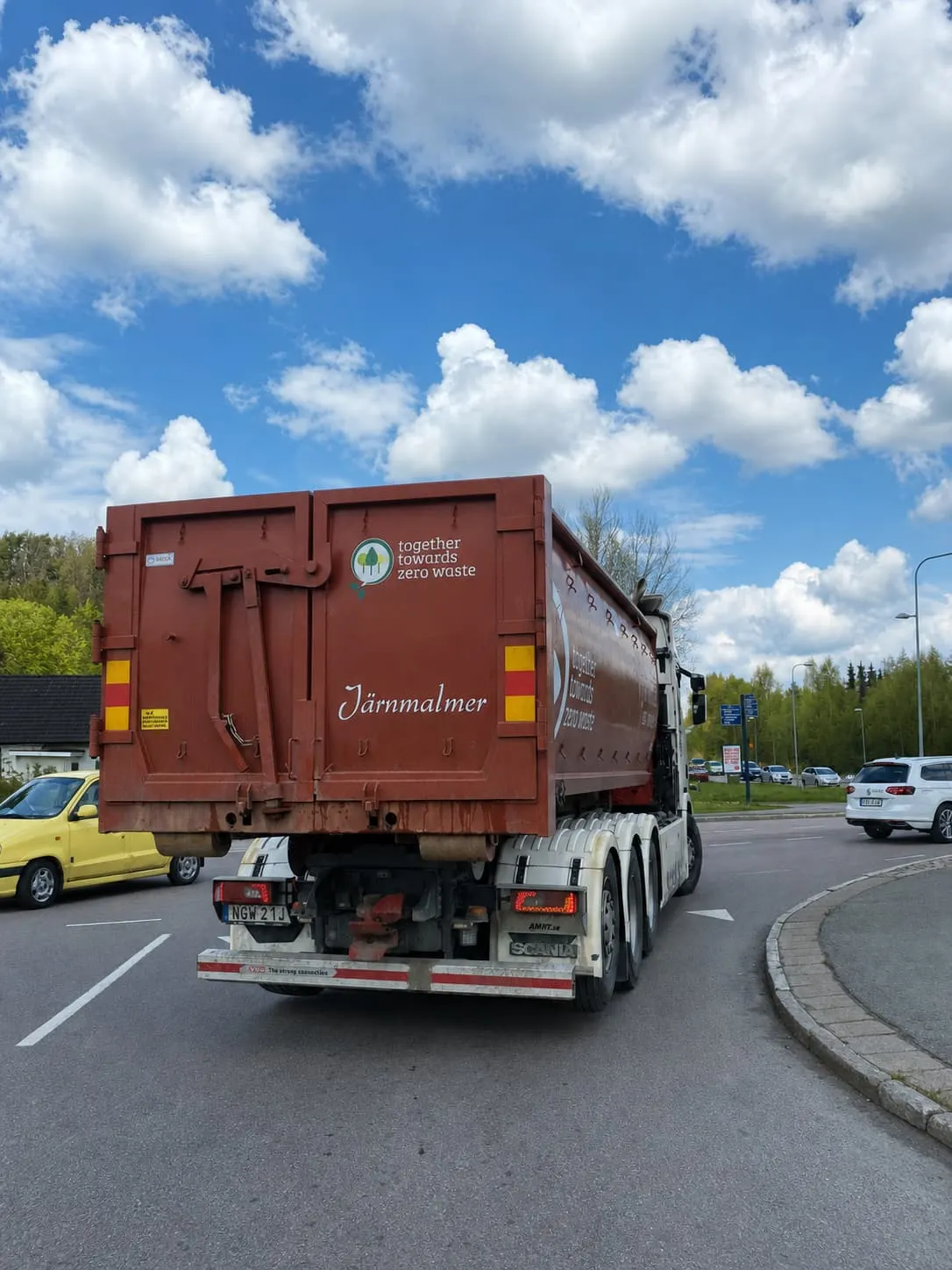 Järnmalmer lastväxlarflak med foliedekor